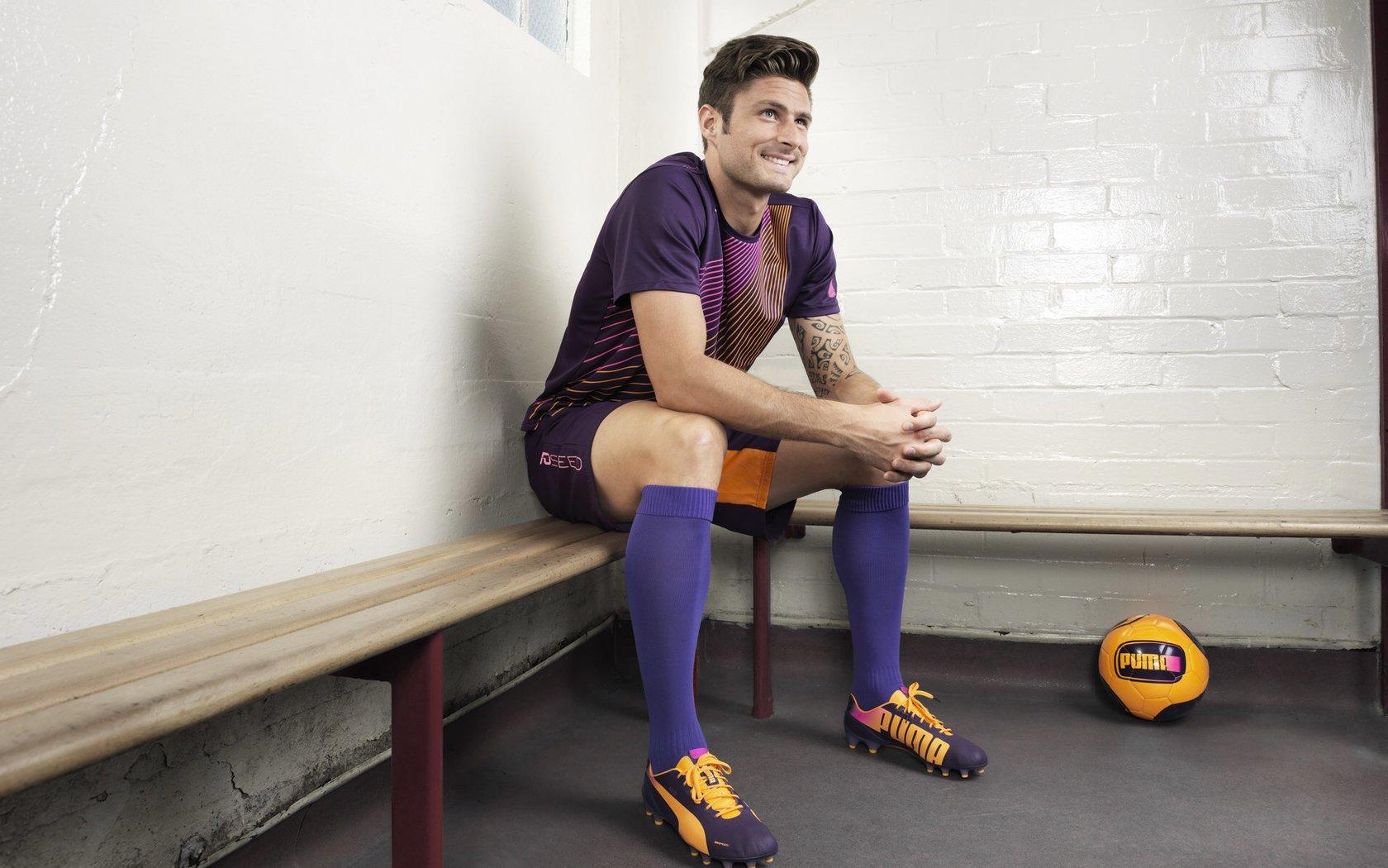 经典回顾,乔丹皮蓬同砍40+缔造传奇 公牛双星闪耀创历史唯一