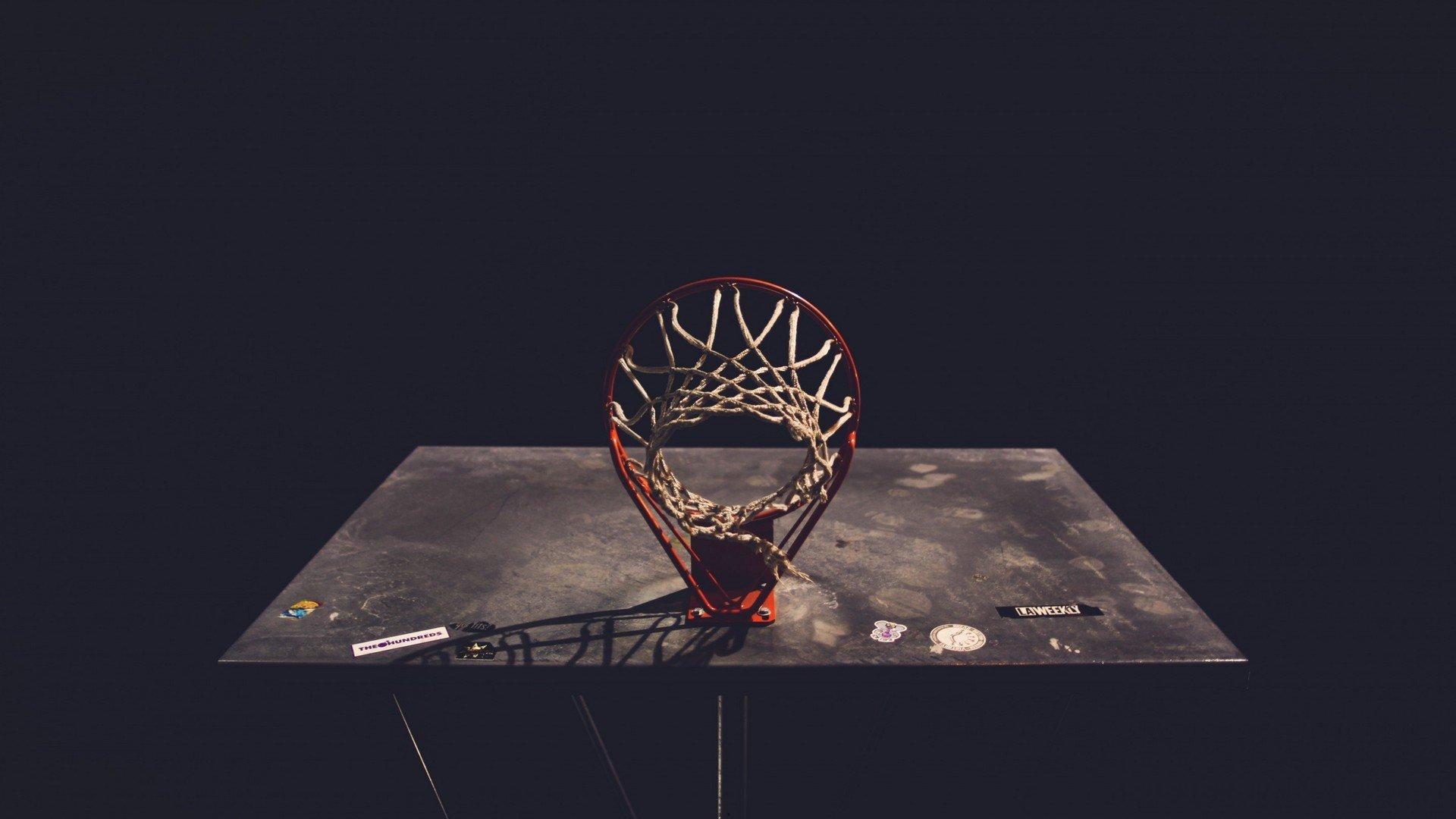 世体披露巴萨训练动态，费兰恢复进程延后缺席关键战，亚马尔与费尔明确认可出战赫罗纳